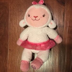 Disney’s Doc McStuffins Lambie doll